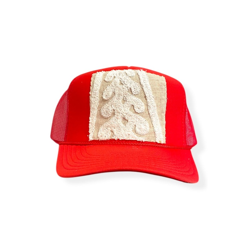Kilim Trucker Hat – Red 328