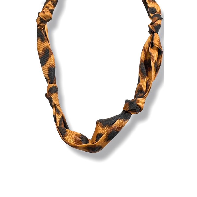 Lean A Hand Leopard Printed Scarf Necklace