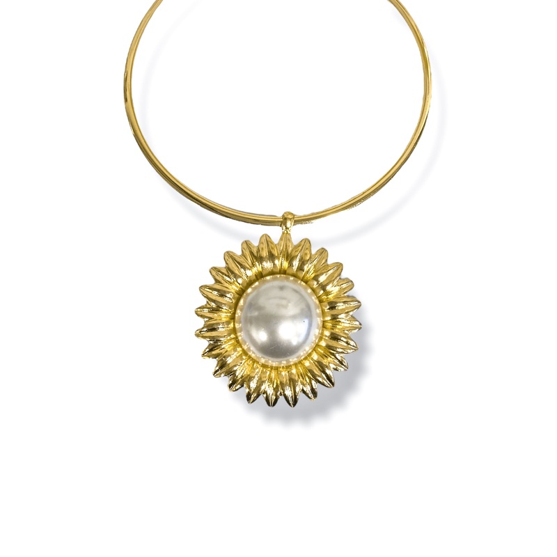 Till The End Pearl Flower Pendant Necklace