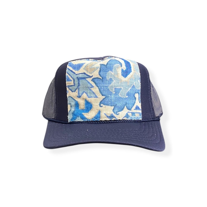 Kilim Trucker Hat – Navy 245