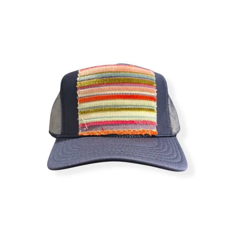 Kilim Trucker Hat – Navy 262