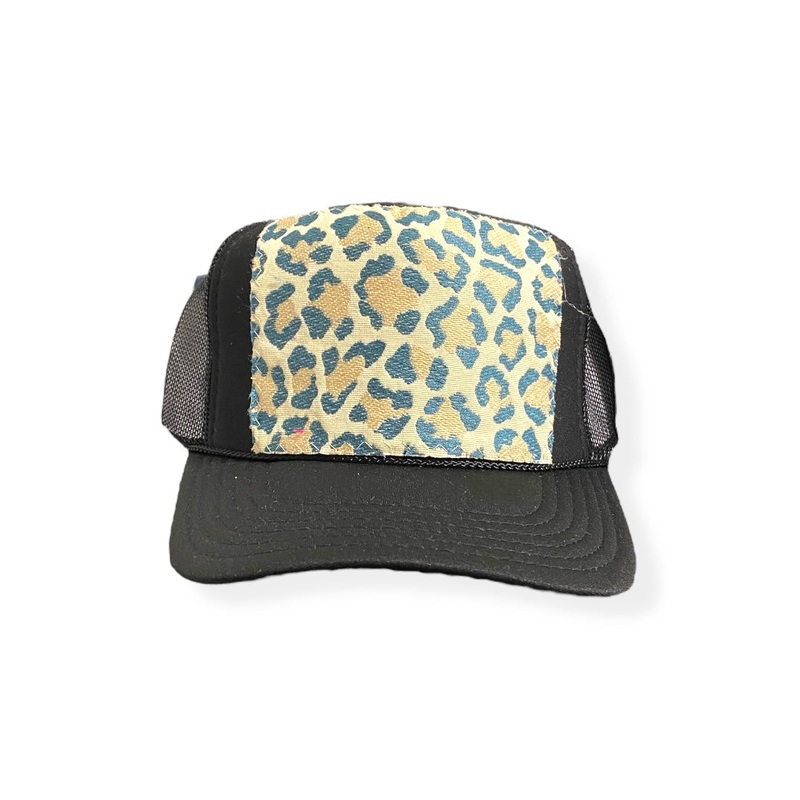 Kilim Trucker Hat – Black 427