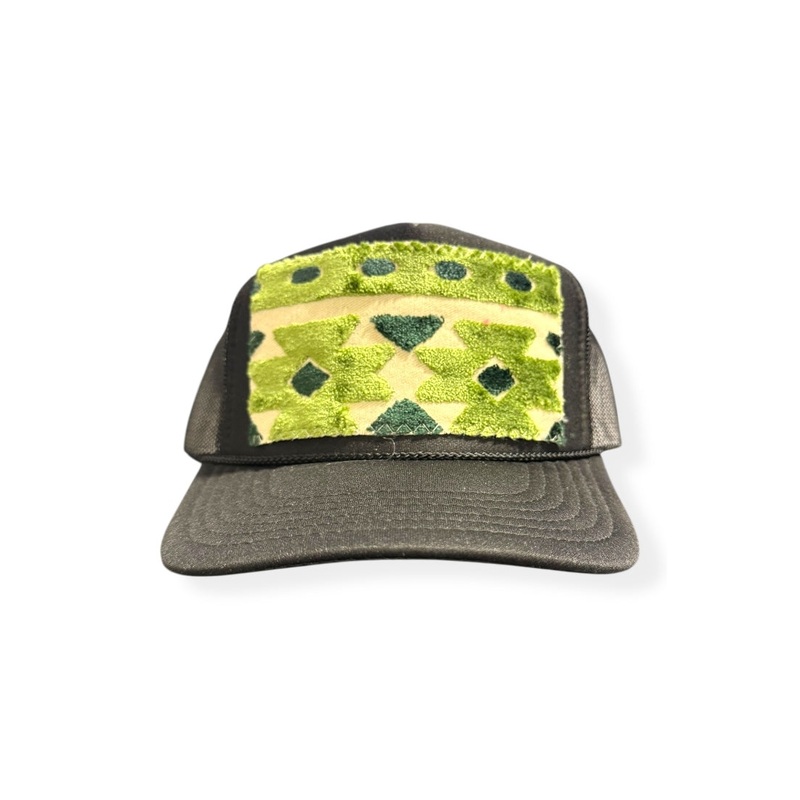 Kilim Trucker Hat – Black 438