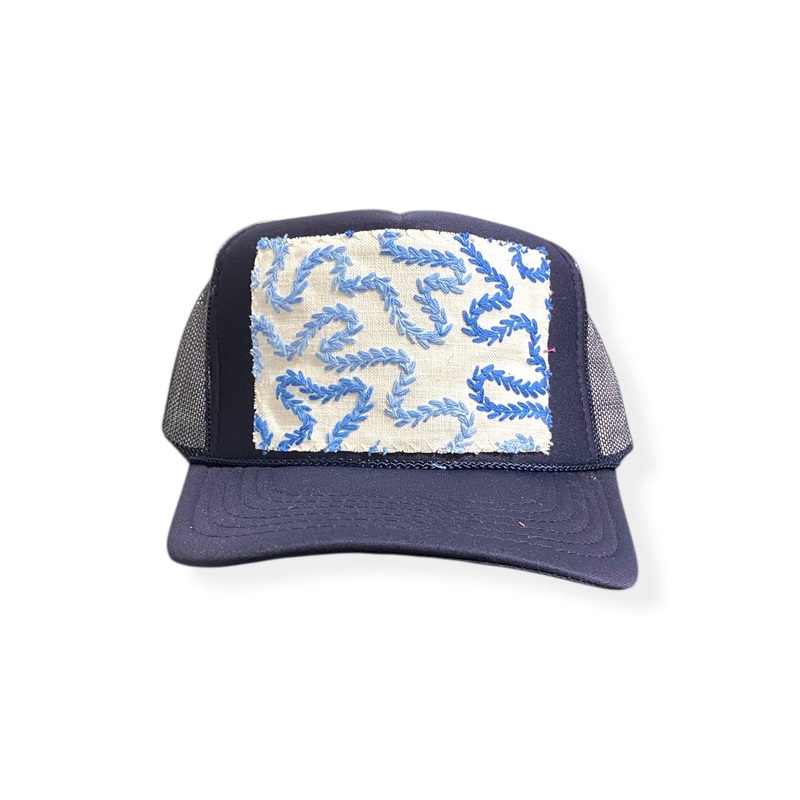 Kilim Trucker Hat – Navy 252
