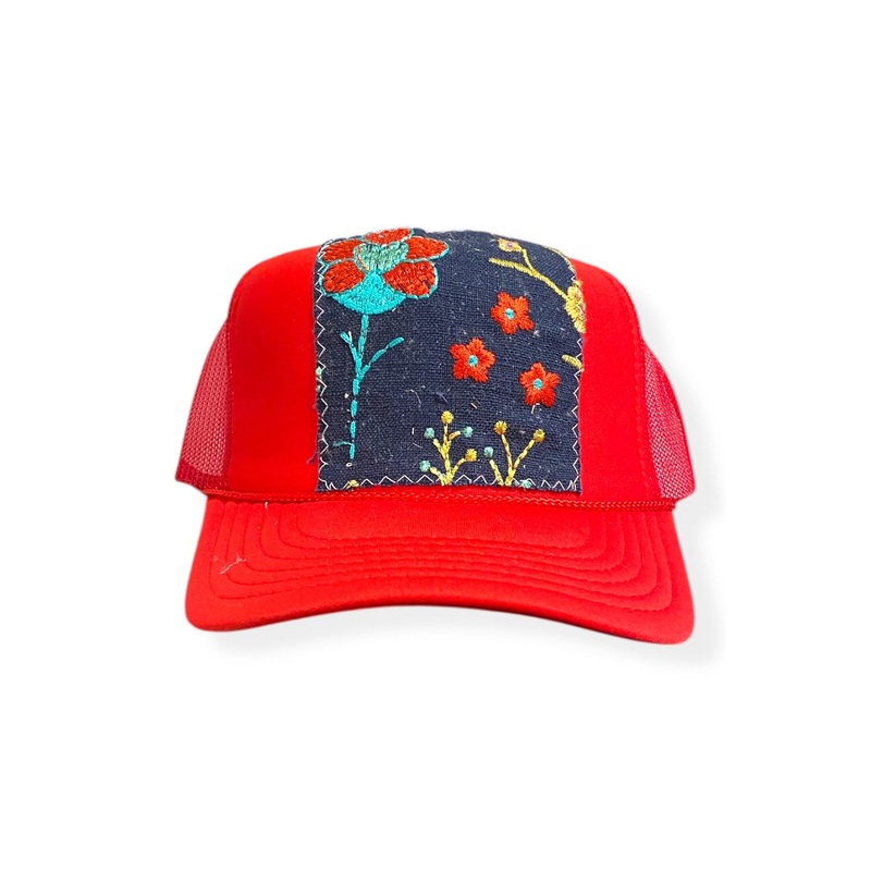 Kilim Trucker Hat – Red 330