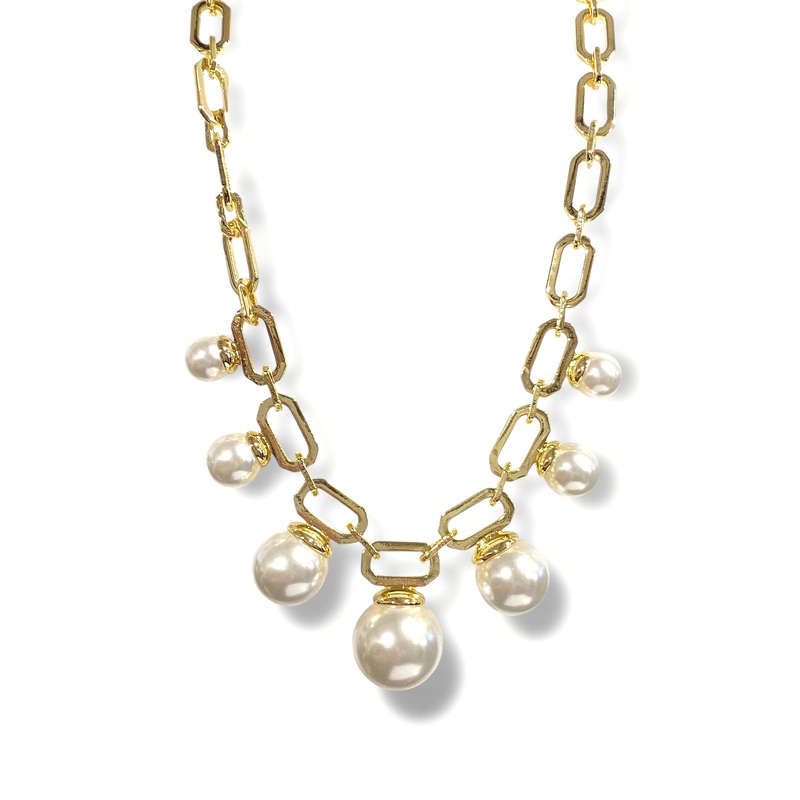 In Your Place Pearl Station Chain Necklace