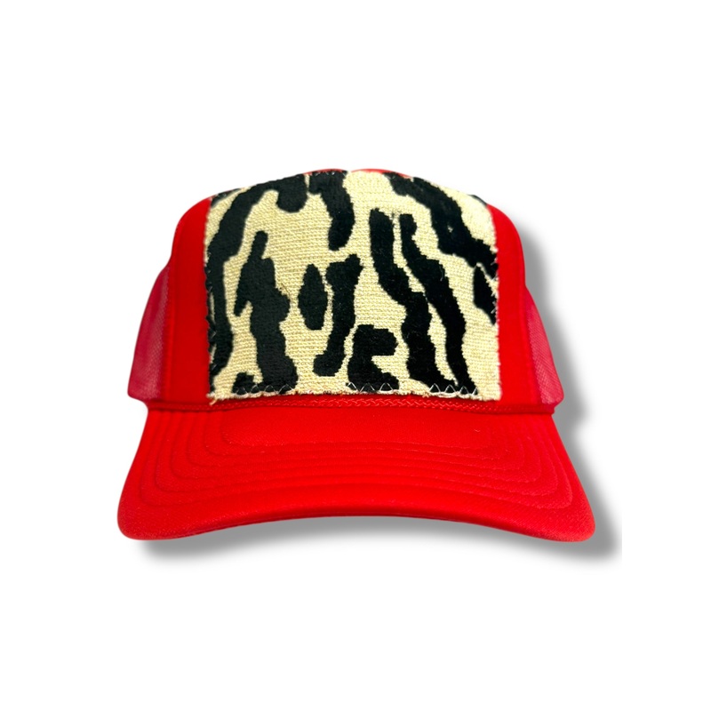 Kilim Trucker Hat – Red 347