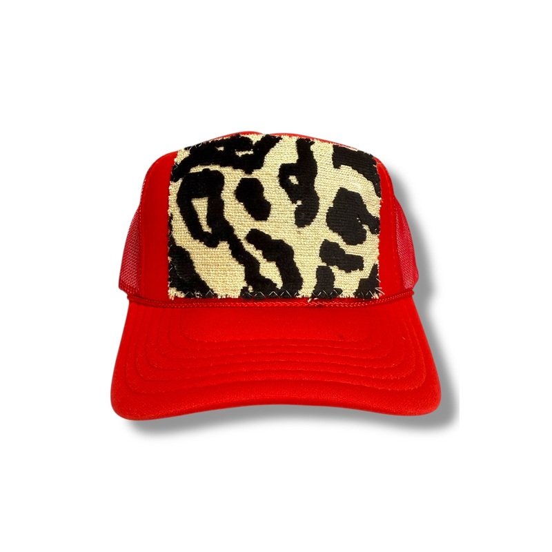 Kilim Trucker Hat – Red 349