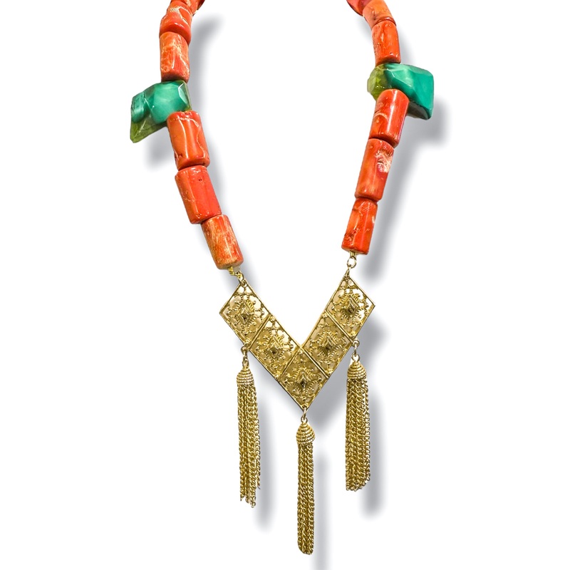 Made in the Deep South 1970s Sarah Coventry Pendant 1960s Coral Bead Necklace