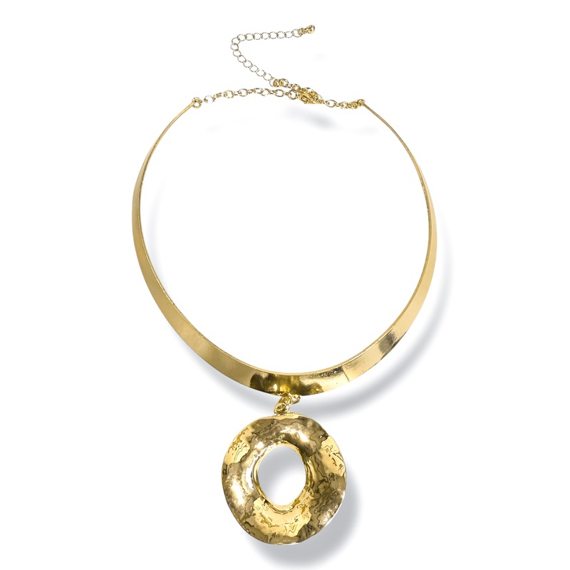 Holly Circle Pendant Choker Necklace