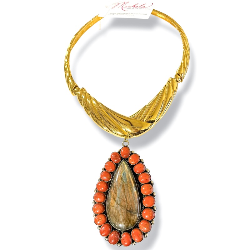 Made in the Deep South 1970s Agate Labradorite Pendant 1970s Necklace