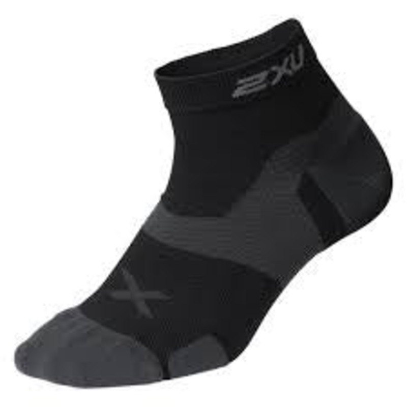 2XU UA5048EB1/4 CREW BLK|S 35-37.5|M 38-41.5|L 42-46