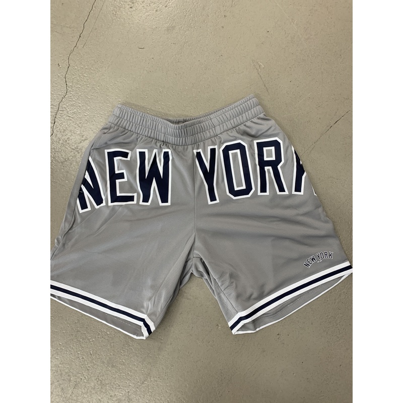 MAJESTIC BIG FACE SHORTS YANKEES 0175NY