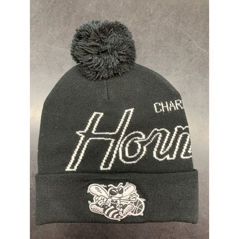 MNN SCRIPT HORNETS BEANIE21047B