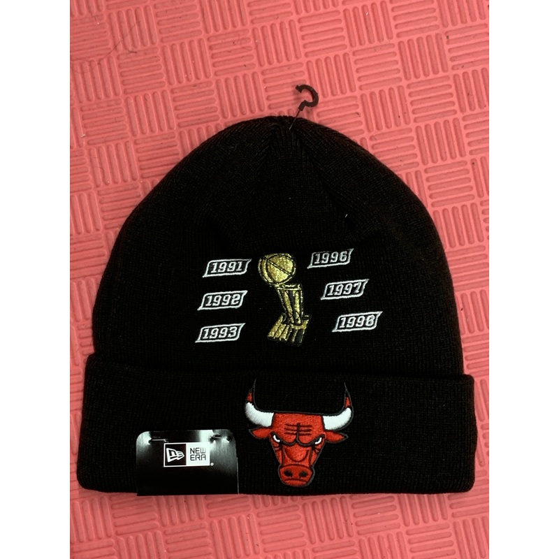 NE KNIT BEANIE BULLS 12865396