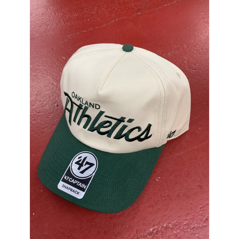 47 SCRIPT CAP OAKLAND A’S  CAPT