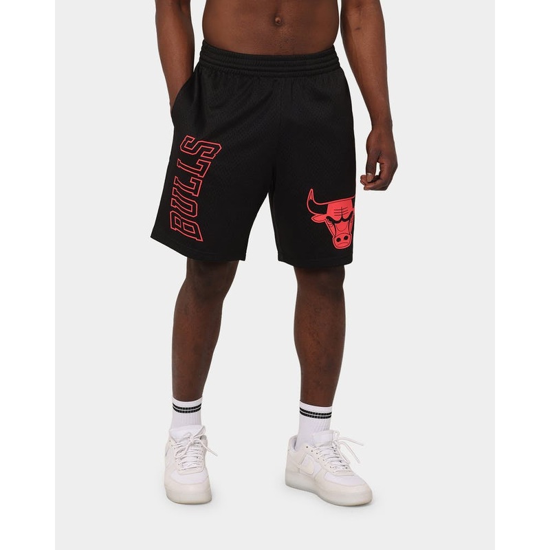MNN WORDMARK BULLS SHORTS 0282CB