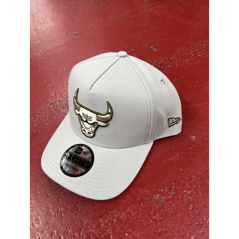NE CAPS BULLS 12891468