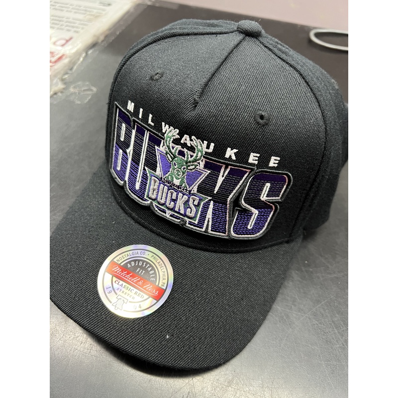 MN MILWAUKEE BUCKS MNMB21172