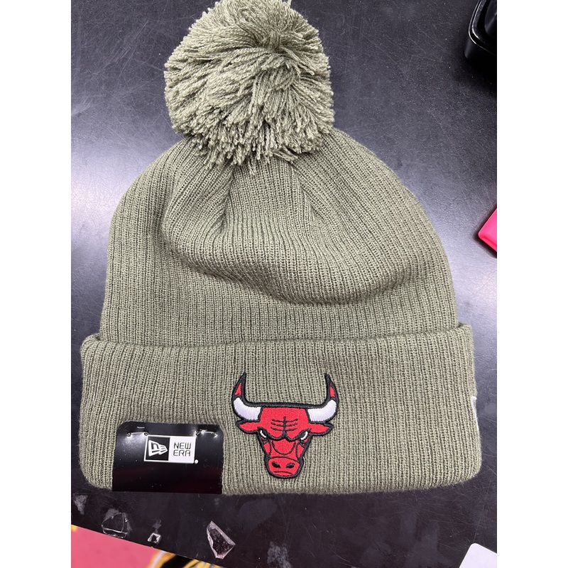 NE CHICAGO BULLS BEANIE 13058223