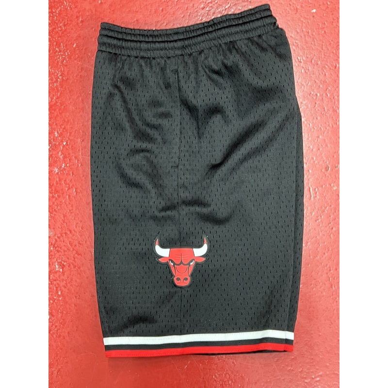 MNCGB7BSWA MNN YTH BULLS SHORTS