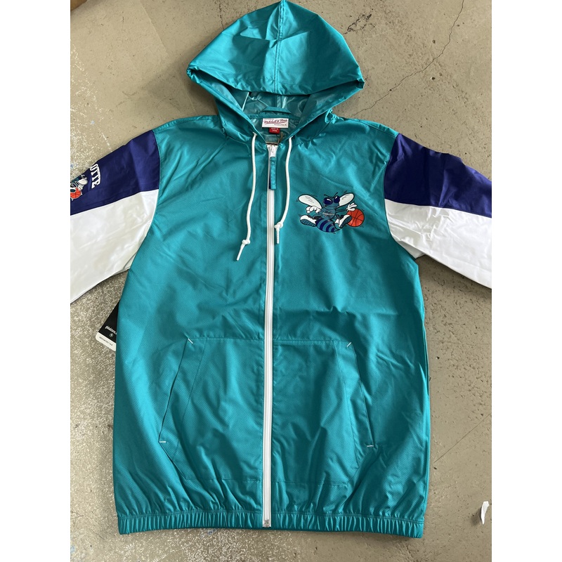 MNN CHARLOTTE HORNETS JKT MNCH3399