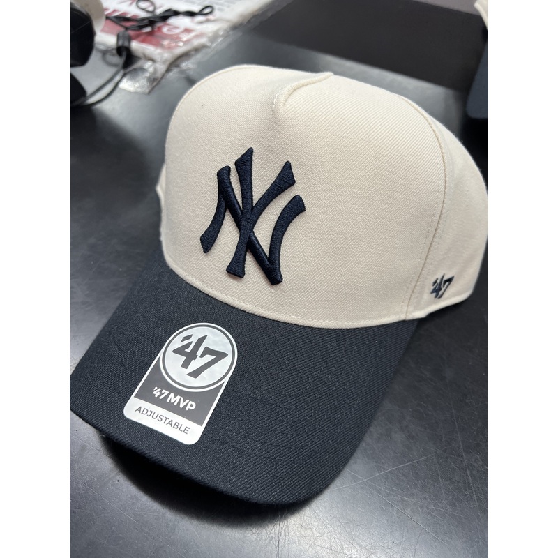 47 NEW YORK YANKEES WHT/NAVY CAP