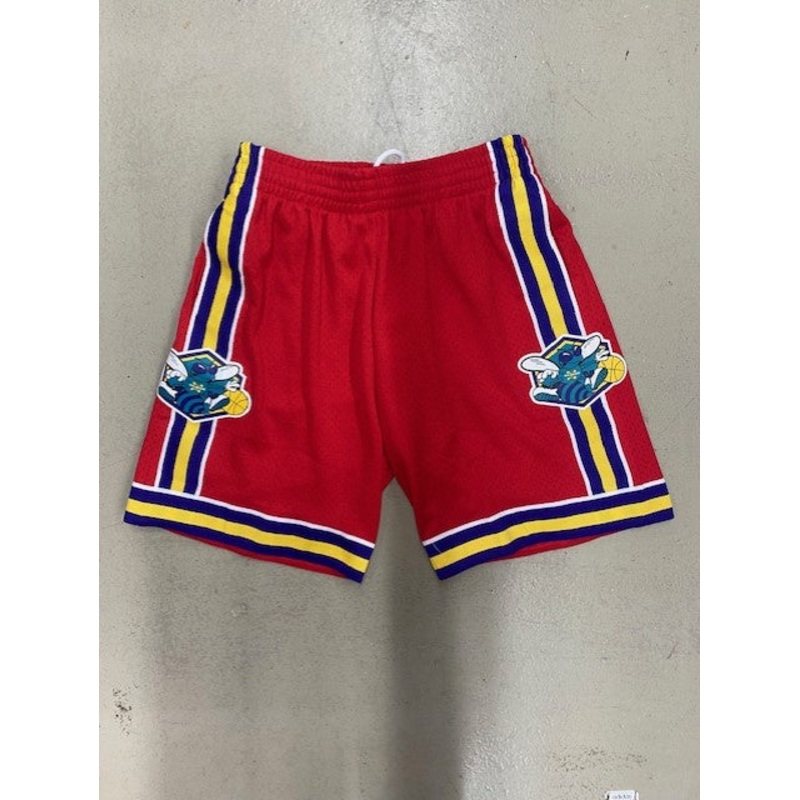 MNN HORNETS SHORTS RED MNNTRED
