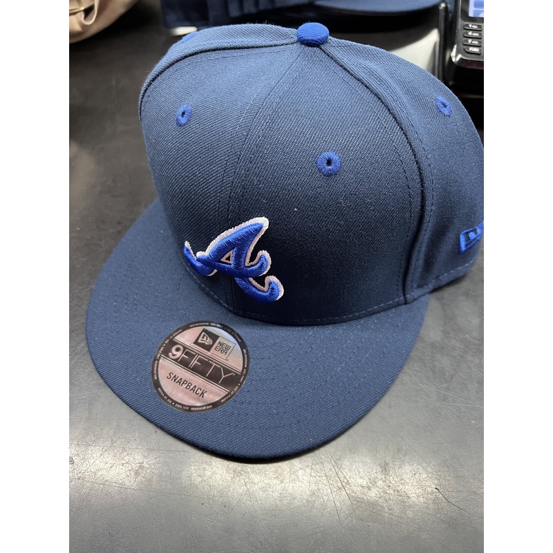 60350806 NEW ERA ATLANTA BRAVES ADJ