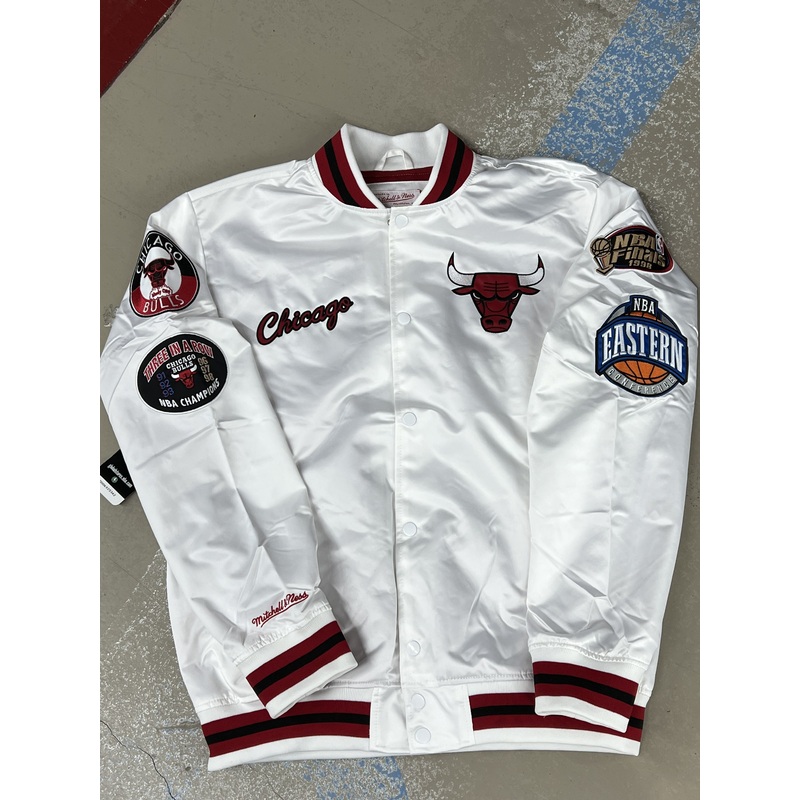 MNCG4986 MNN BULLS SATIN JACKET