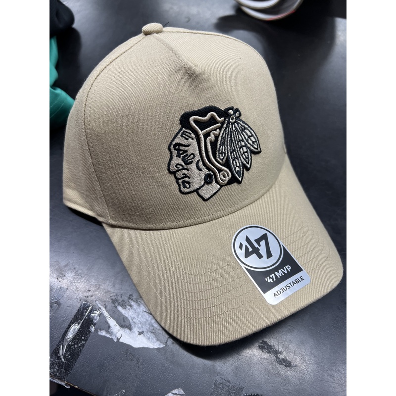 04WBPBLKH47 KHAKI BLACKHAWKS