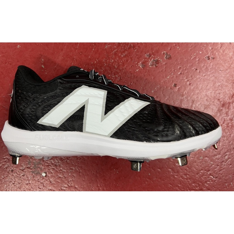 L4040BK7 NB CLEAT METAL|8|8.5|9|9.5|10|10.5|11|11.5|12|13