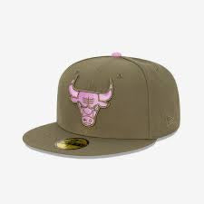 60428312 NE BULLS FITTED CAP|718|714|738|712|758|734|778|8