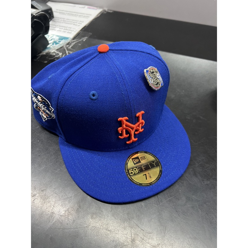 60508556 NE FITTED CAP NEW YORK METS