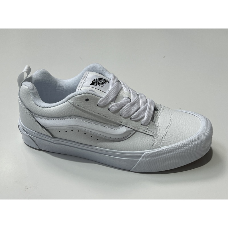 009QCW00 VANS KNU SKOOL WHT|5|6|7|8|9|10|11|12|13