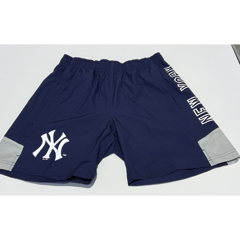 MJNY1610 MAJESTIC YANKEES SHORTS