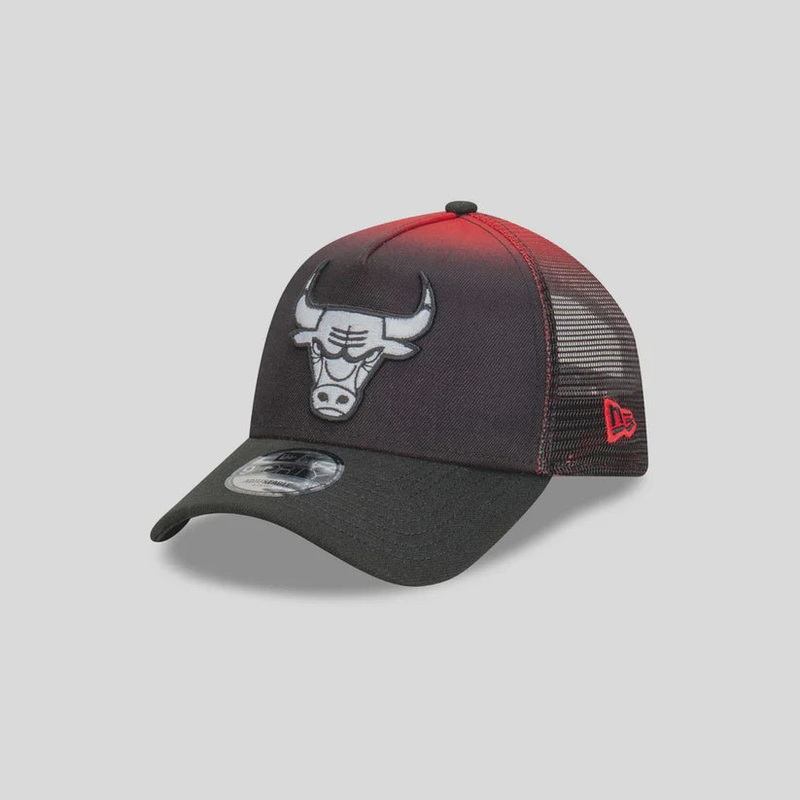 60588316 NE BULLS TRUCKER CAP