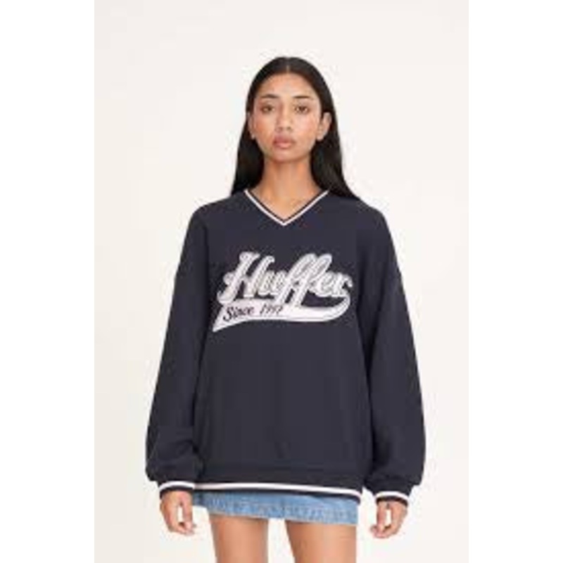 WCR53S9101 HUFFER VNCK GIRLFRIEND