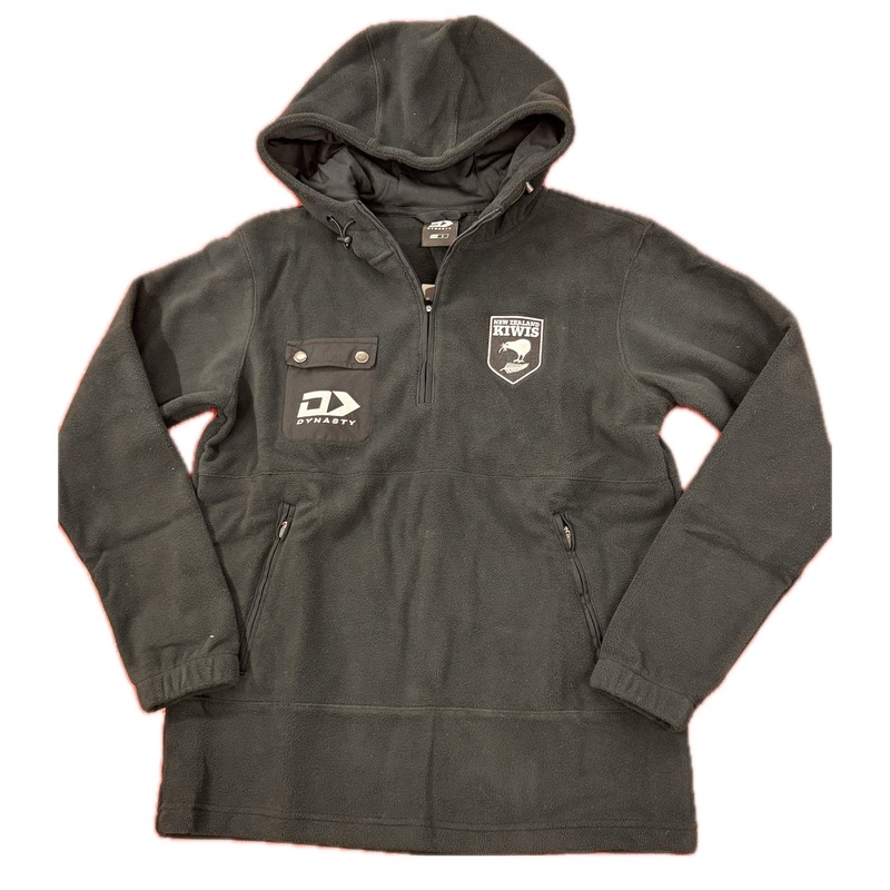 KWJKM25009 DYNASTY KIWIS QTR FLC ZIP